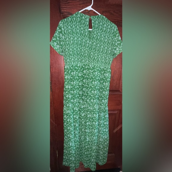 Zara | Dresses | Zara Green White Flowers Pattern Summer Dress Size M | Poshmark Zara | Dresses | Zara Green White Flowers Pattern Summer Dress Size M | Poshmark